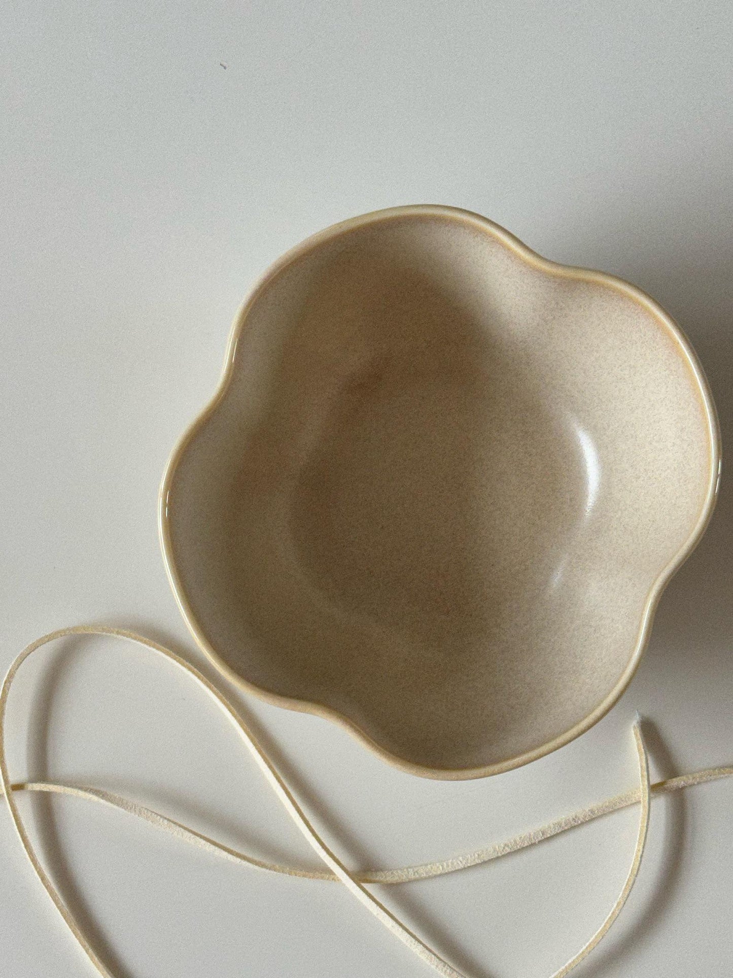 Handcrafted Petal-Shaped Ceramic Bowl | Cream Glaze Wabi-Sabi Tableware Made in the UK