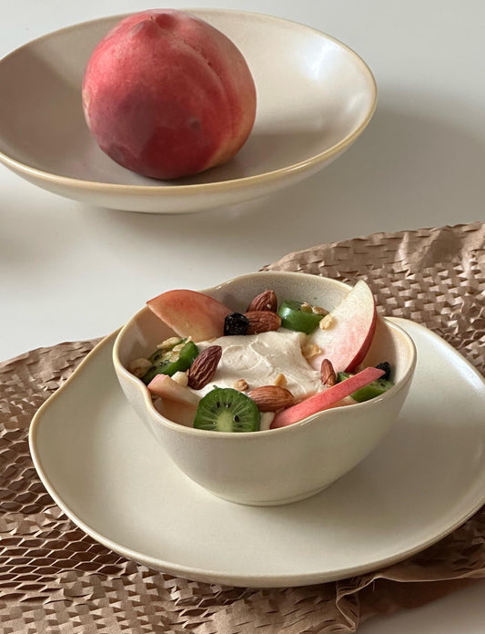 Handcrafted Petal-Shaped Ceramic Dinner Set | Unique Eco-Friendly Tableware with Cream Glaze, Microwave and Dishwasher Safe